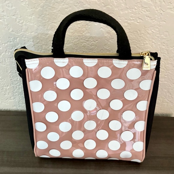 kate spade Handbags - Kate Spade New York Jumbo Dot Lunch Bag (NWT)